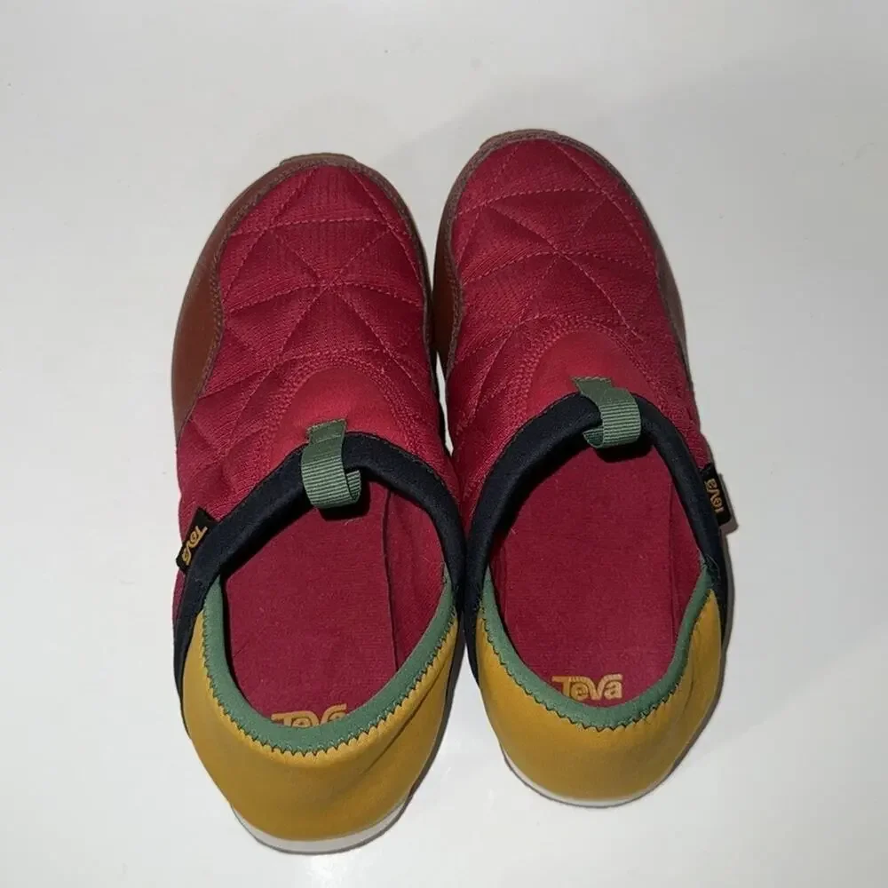 Teva Re Ember Moccasin Persian Red/Brown Multi kids size 4